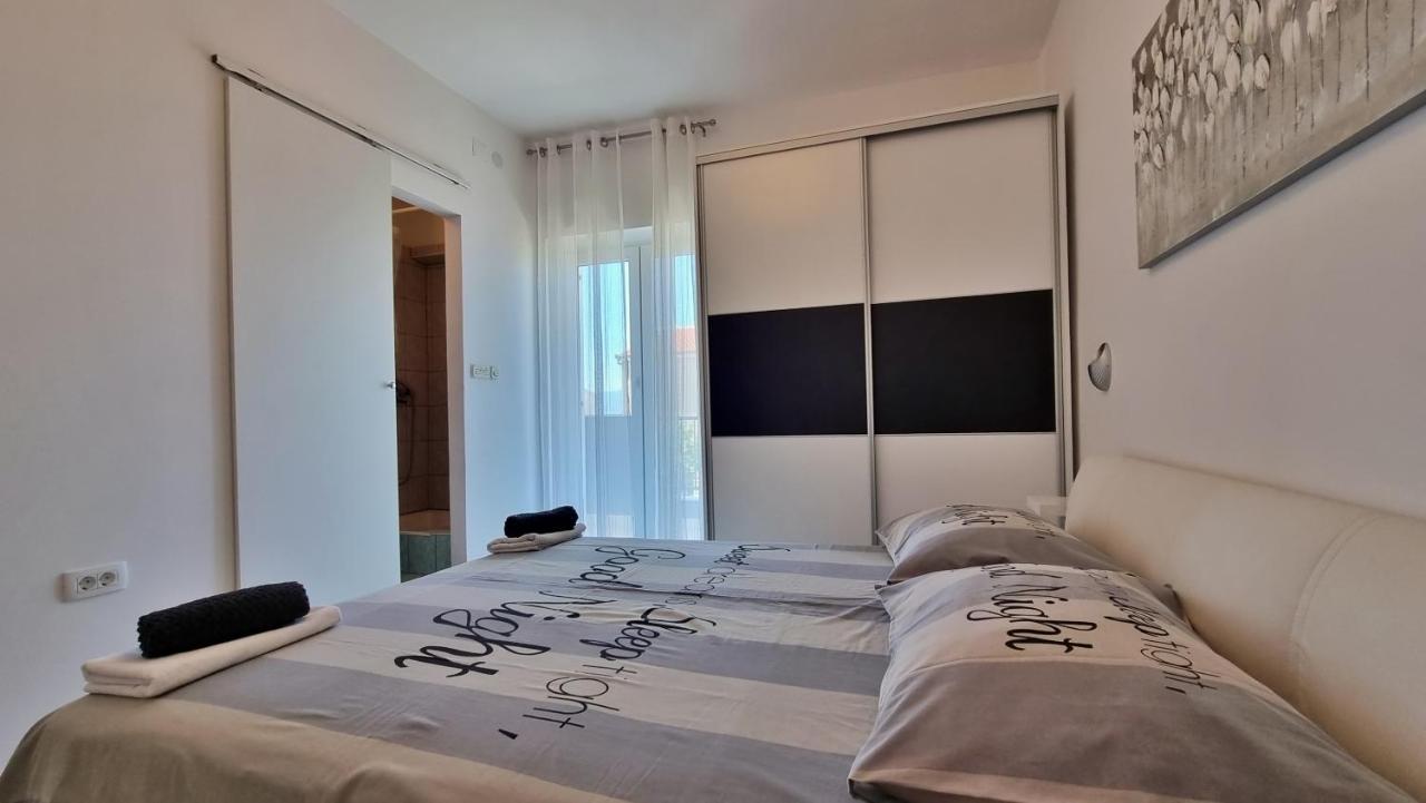 Apartment Milana Duće Buitenkant foto